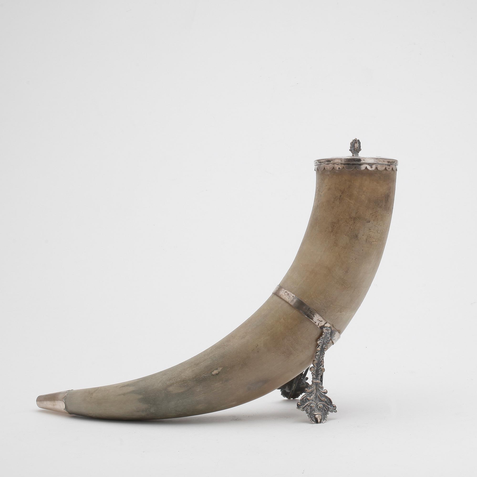 DRYCKESHORN, ett par, 1900-talets första hälft.