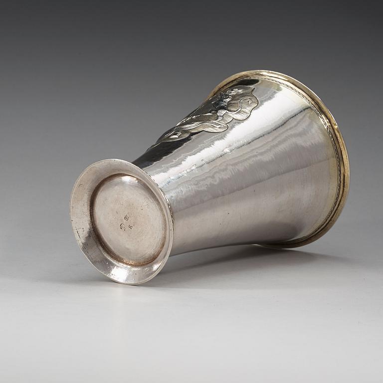 A Swedish 18th century silver beaker, marks of Erik Wibeck, Borås 1751.