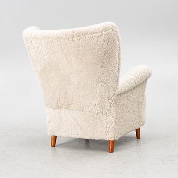 Armchair, first half of the 20th century.