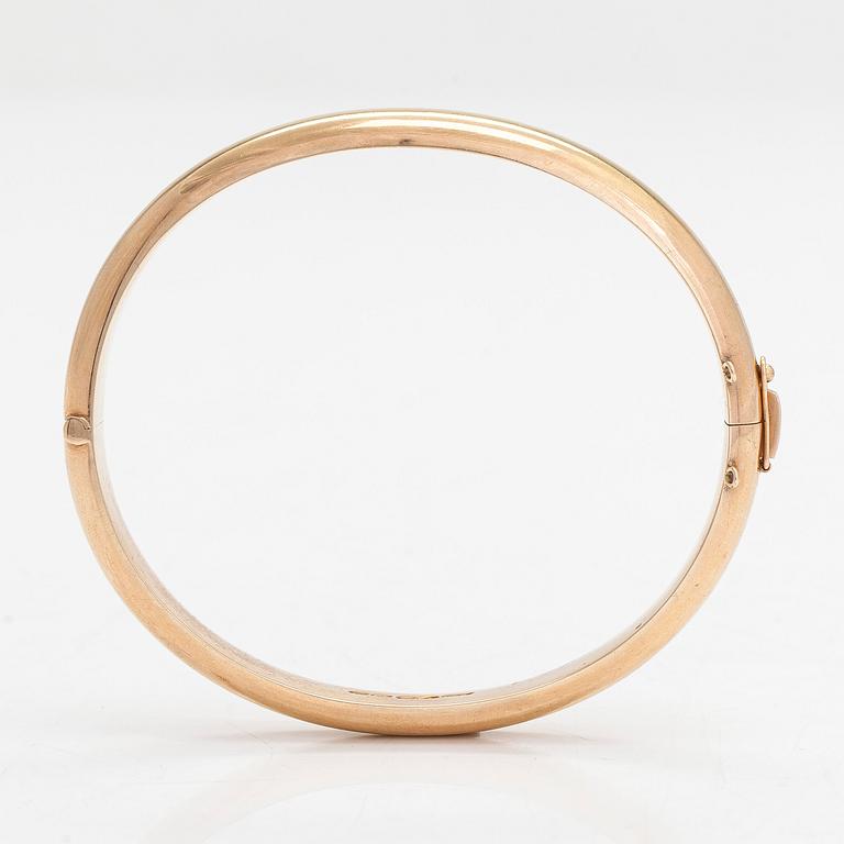 Armring, 14K guld, Aimo Koskinen, Helsingfors 1967.