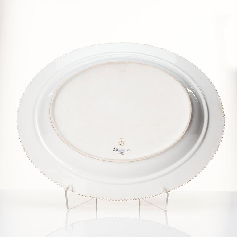 A Royal Copenhagen 'Flora Danica' dish with cover, Denmark, 20th Century.