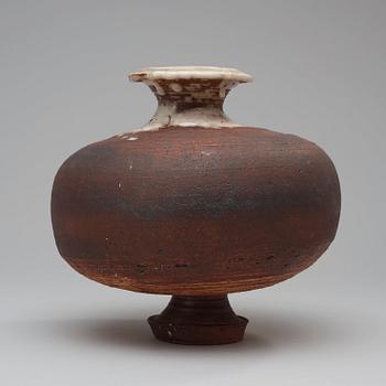 A Kyllikki Salmenhaara stoneware jar, Arabia, Finland.