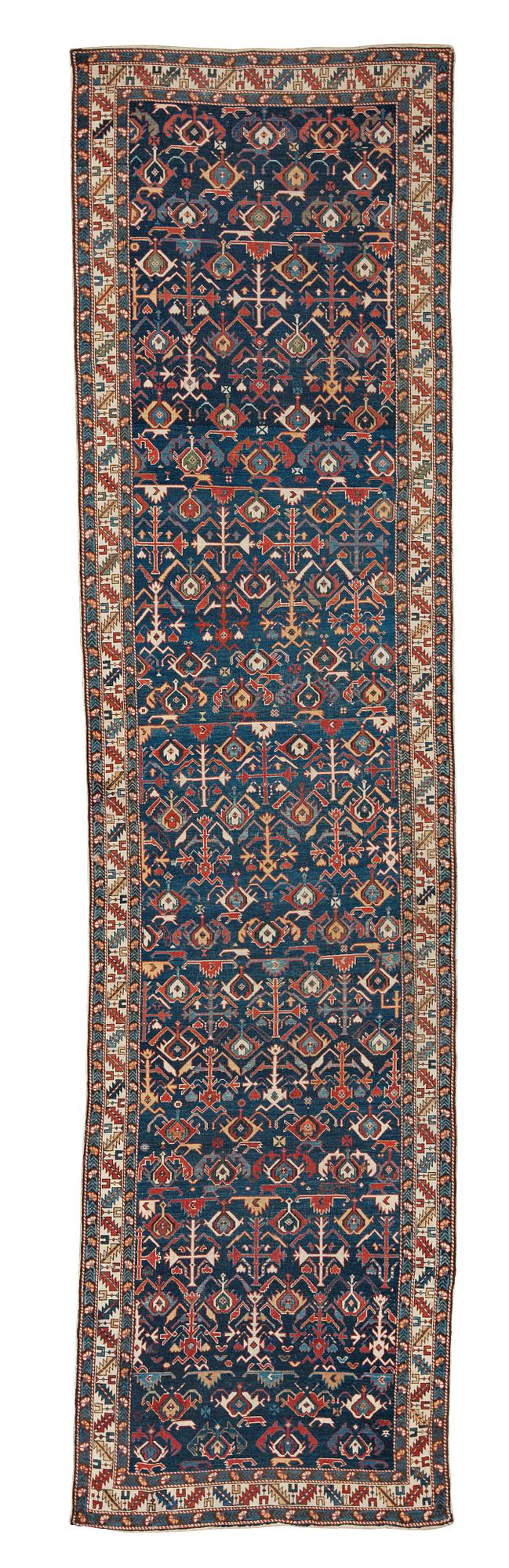 ANTIQUE SHIRVAN RUNNER. 461 x 120,5 cm.