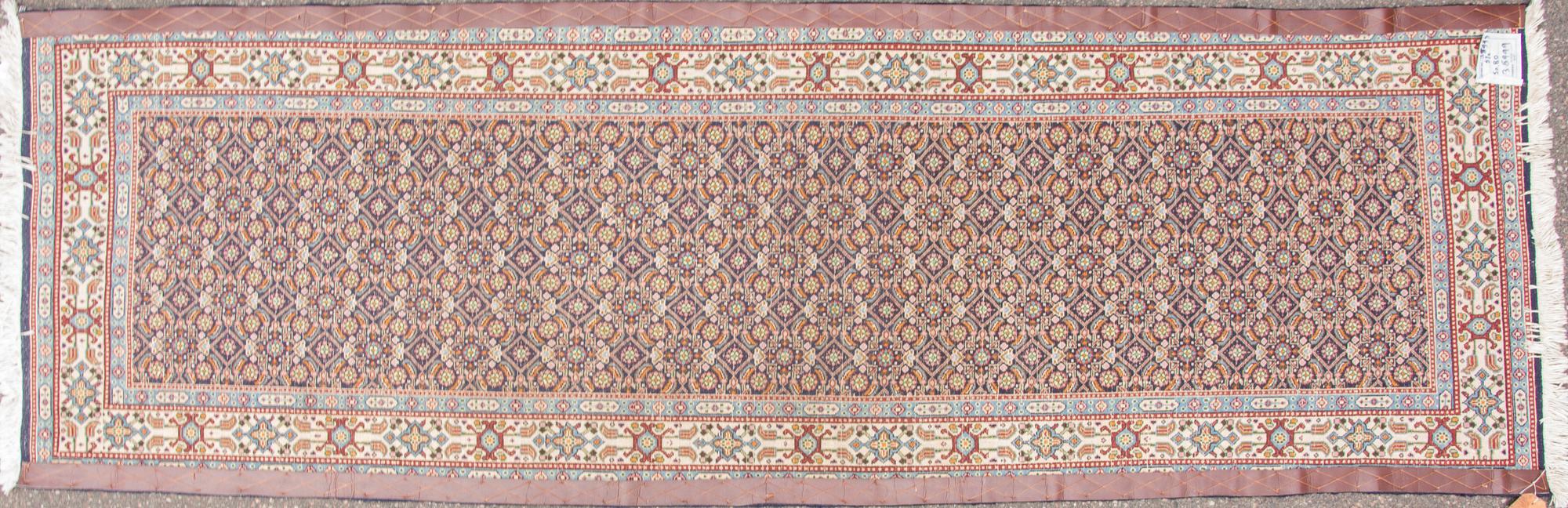 GALLERIMATTA, Iran, 250 x 78 cm.