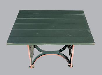 TRÄDGÅRDSBORD, 1900-tal.