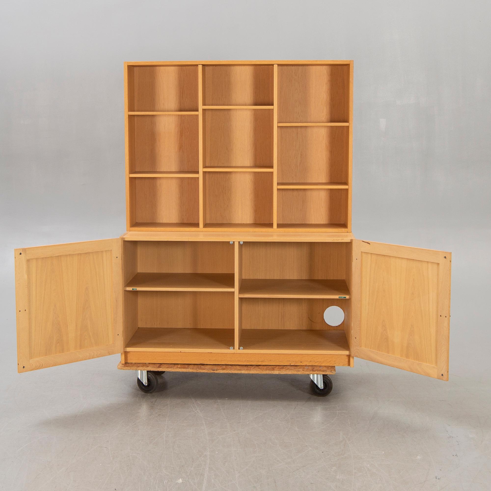 Cabinet / bookshelf, oak, HG furniture, Denmark.