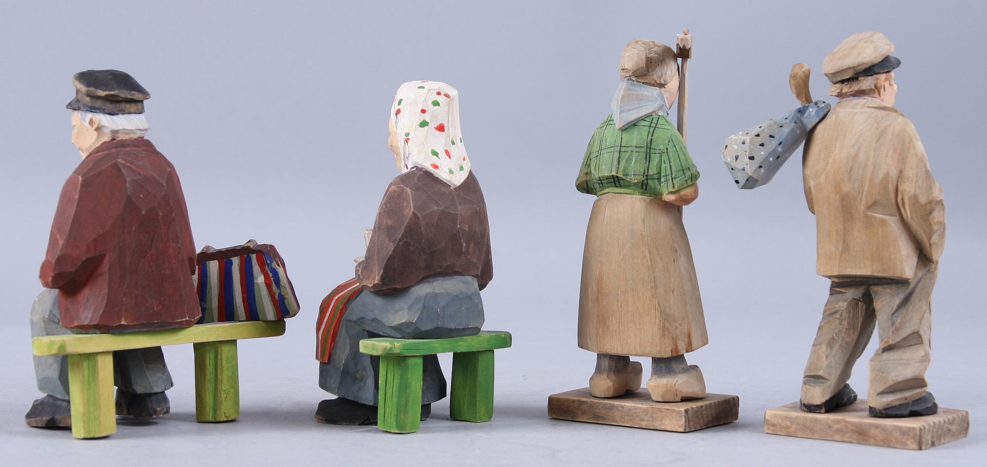 FIGURINER, 4 st, trä, varav 2 st sign Carl Johan Trygg 1944.