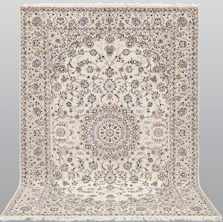 Matta, Nain part silk, sk 6 LAA, ca 252 x 175 cm.