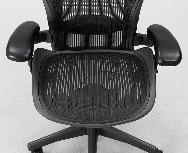 Don Chadwick/Bill Stump, desk chair, “Aeron”, Herman Miller.