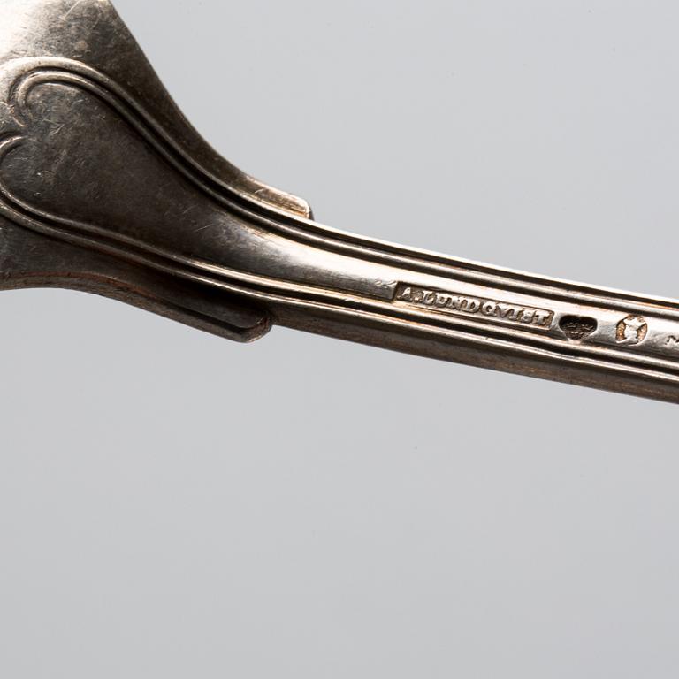 SILVERGAFFLAR, 6 st, Anders Lundqvist, Stockholm. 1800-talets första hälft. Total vikt ca 440 gram.