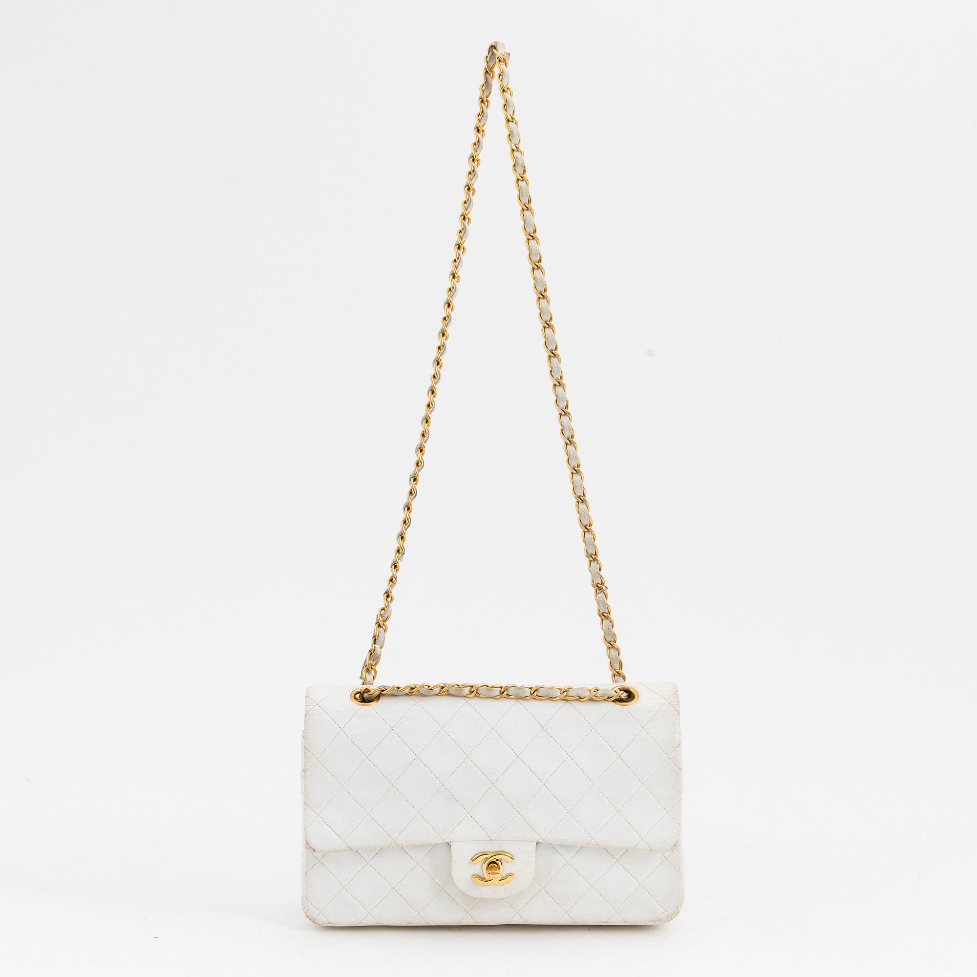 Chanel, väska, "Classic medium Double Flap Bag", år 1996.