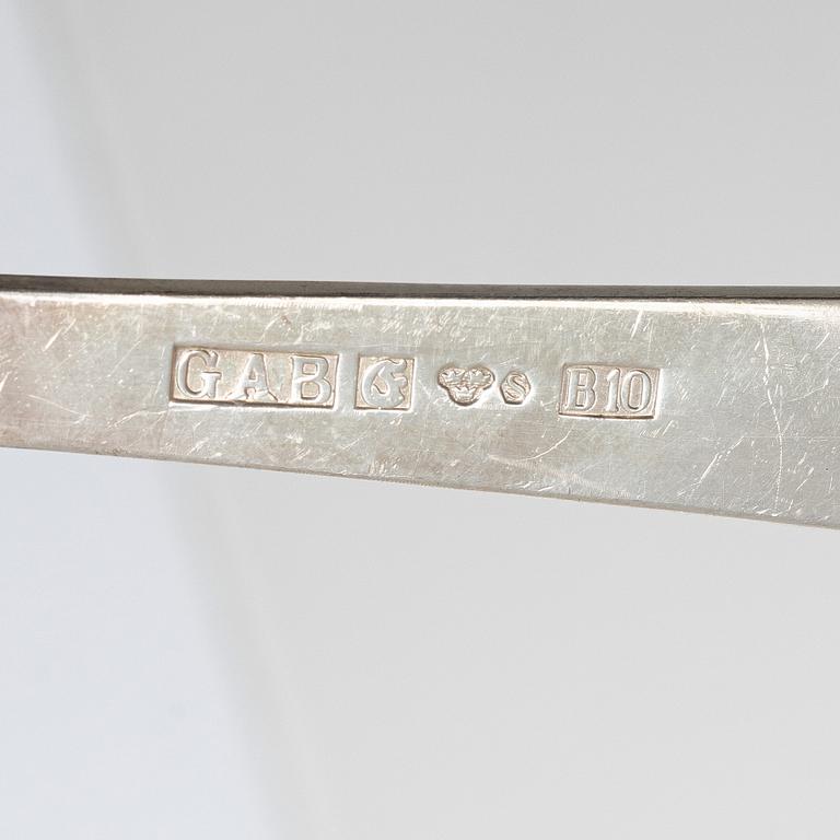 Jacob Ängman, A Swedish silver cutlery, "Rosenholm", GAB, Eskilstuna and Stockholm 1969-1985 (32 pieces).