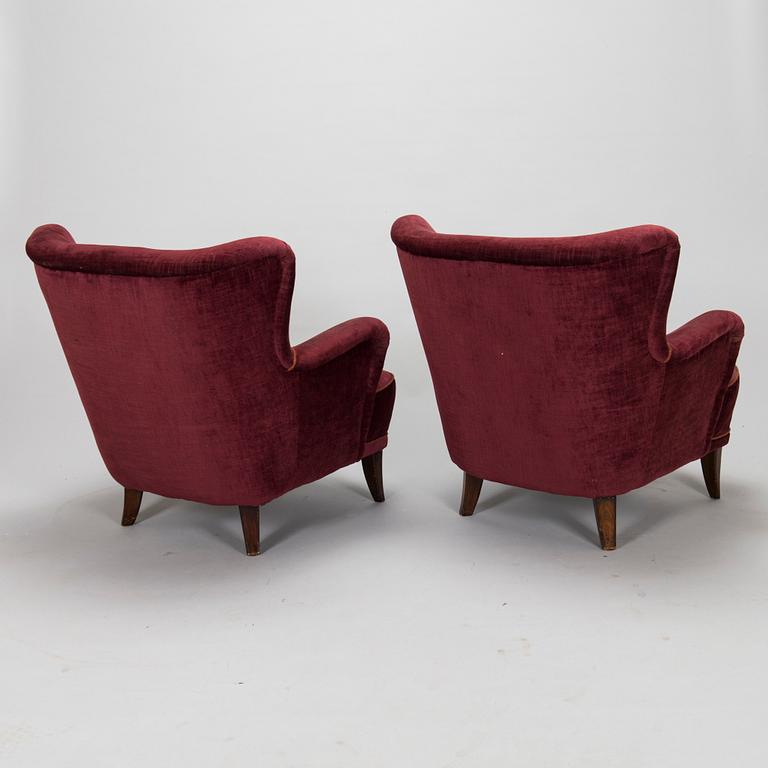 Ilmari Lappalainen, a pair of 1950's 'Laila' armchairs for Asko, Finland.