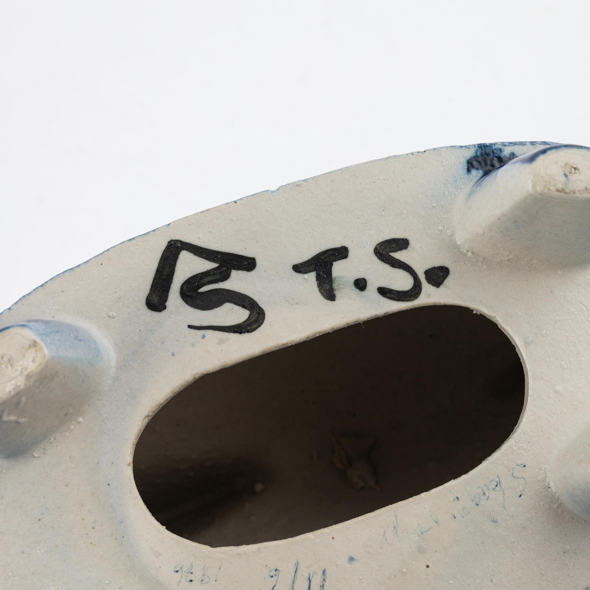 Timo Sarvimäki, figurines, 2 st, Rörstrand Sweden.