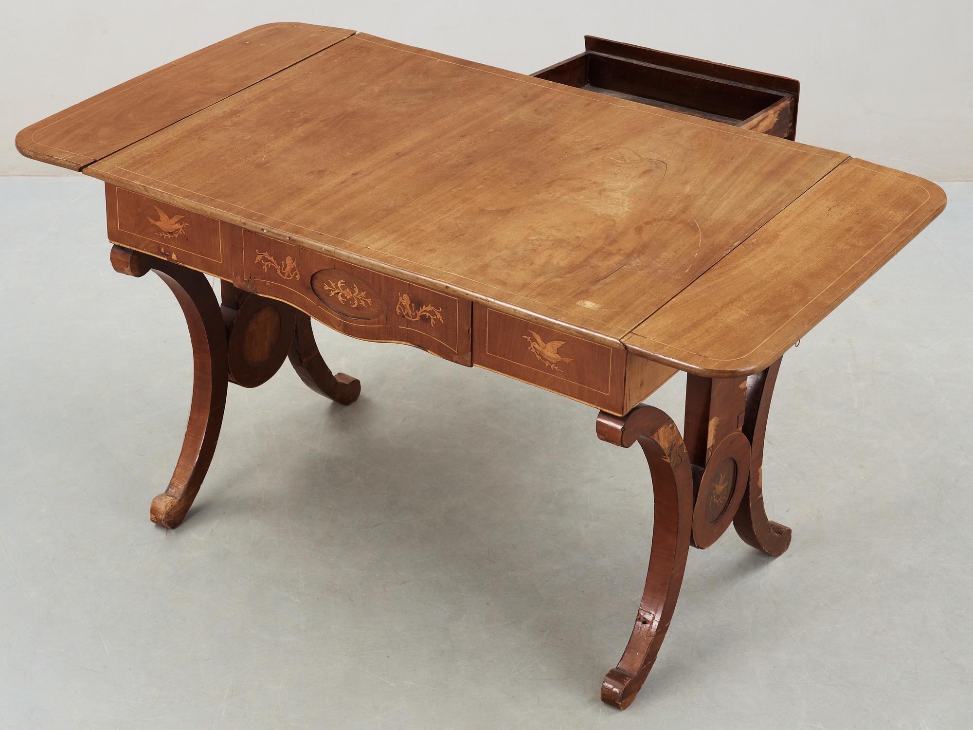 SALONGSGRUPP, 6 delar, Empirestil, omkr sekelskiftet 1900.