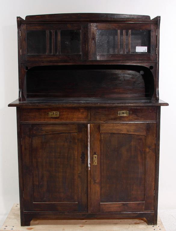 SKÅP, jugend, tidigt 1900-tal.