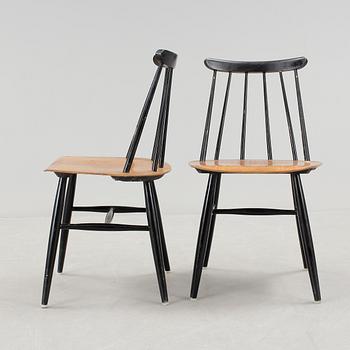 STOLAR, 2 st. "Fanett". Ilmari Tapiovaara, Edsbyverken. Modellen formgiven 1949.