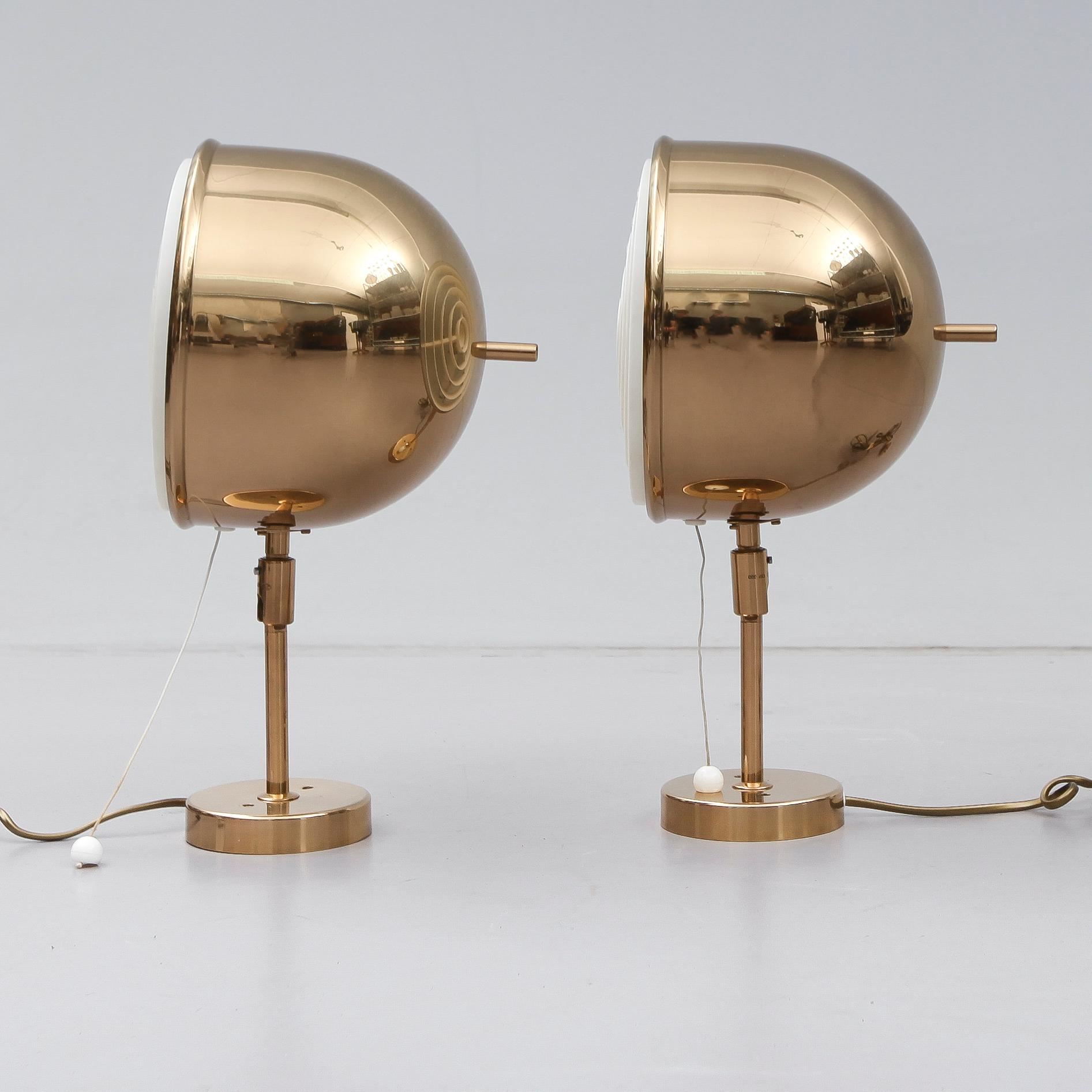 SÄNGLAMPOR, 1 par, Bergboms, 1900-talets andra hälft.