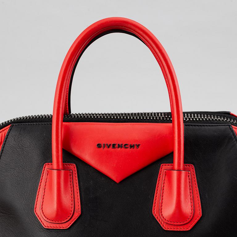 Givenchy, a black and red leather 'Antigona' handbag.