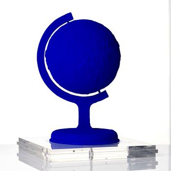 Yves Klein, "La Terre Bleue".