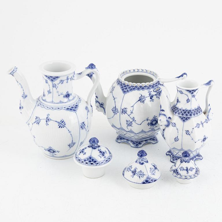 Royal Copenhagen, 125 porcelain service parts, 'Musselmalet Half Lace and Full Lace', Denmark.