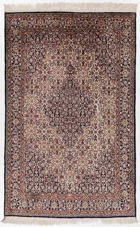 Matta, Ghom part silk, ca 165 x 107 cm.