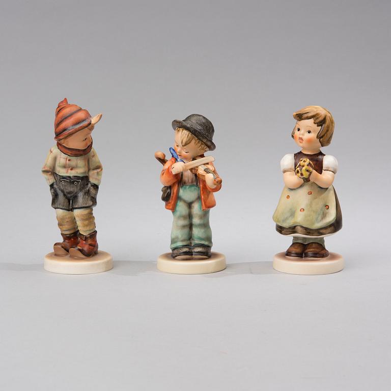 FIGURINER, 3 st, porslin, MJ Hummel, W. Goebel Porzellanfabrik, Tyskland.