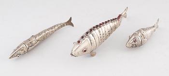 DOSOR, 3 st, silver, Nederländerna, 1900-talets första hälft. Vikt ca 106 gram.