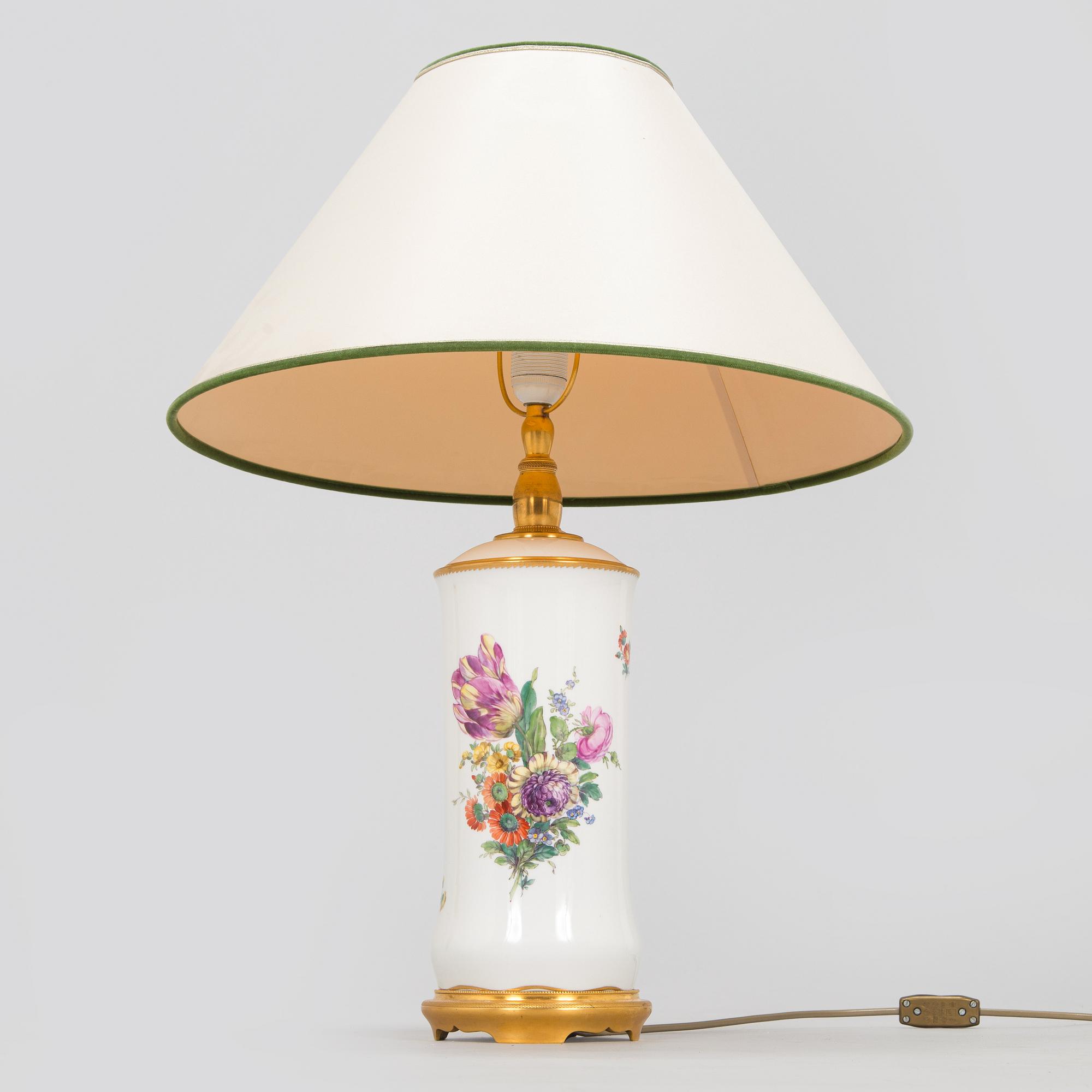 Royal Copenhagen, pöytävalaisin, 1900-luvun puoliväli.