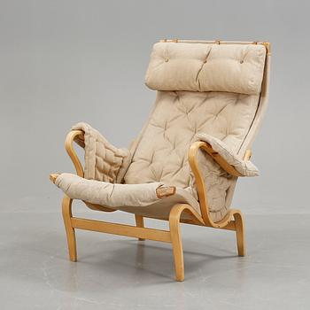 FÅTÖLJ, "Pernilla", Bruno Mathsson, DUX, 1900-talets andra hälft.