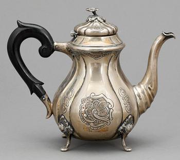 KAFFEKANNA, silver, importstämplar, 18/1900-tal. Vikt ca 419g.