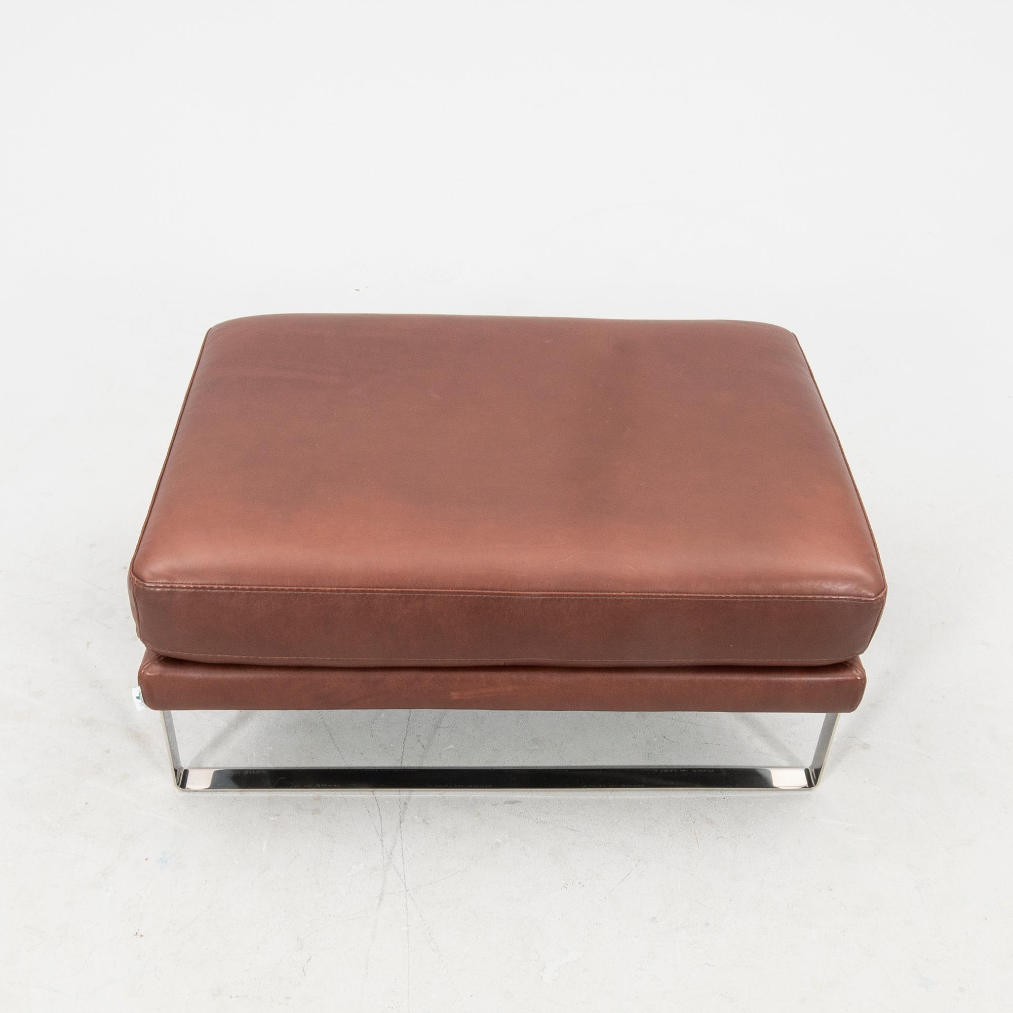 Ottoman "Romeo" by Calia Italia, contemporary.