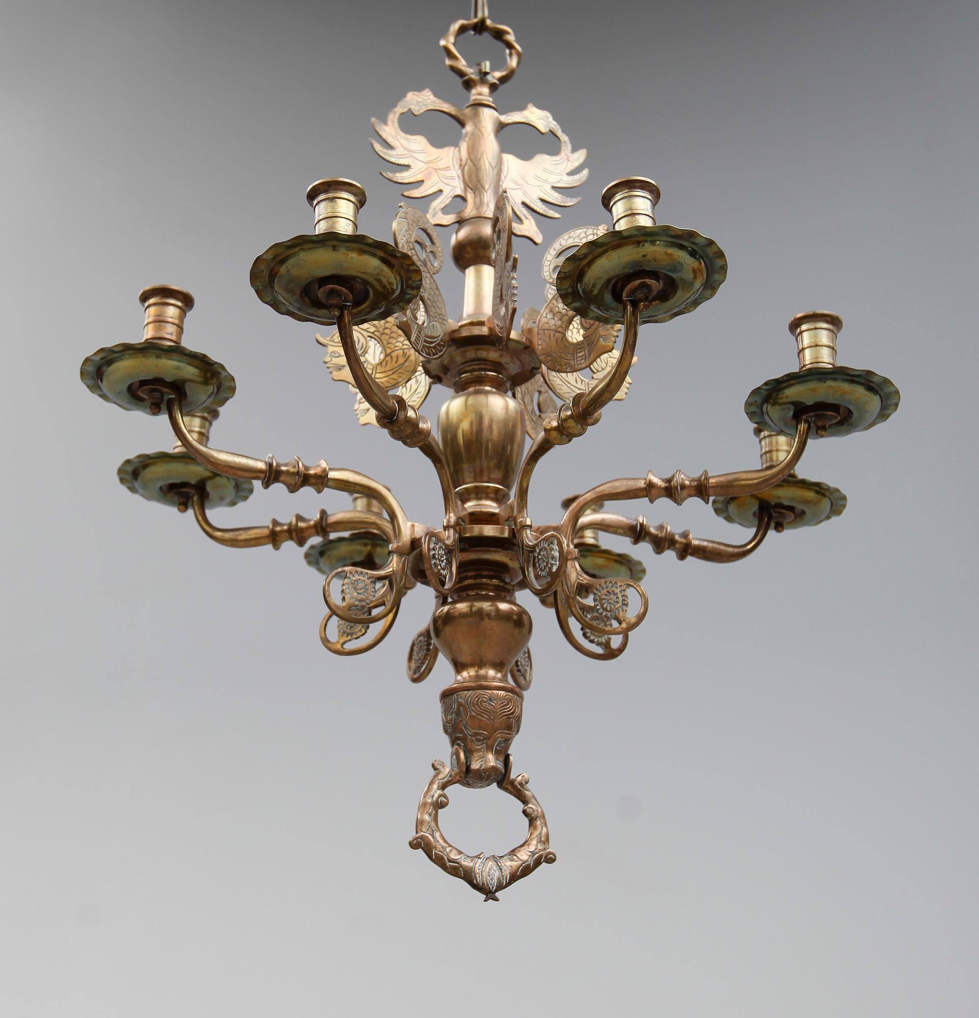 TAKKRONA, barockstil, 1900-talets första hälft. Höjd ca 65 cm.