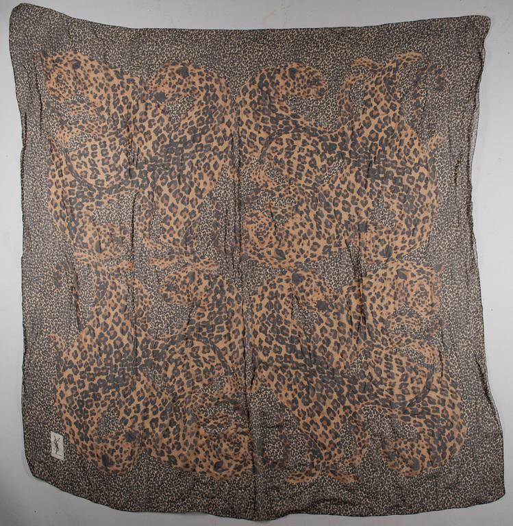 SCARF, Yves Saint Laurent.