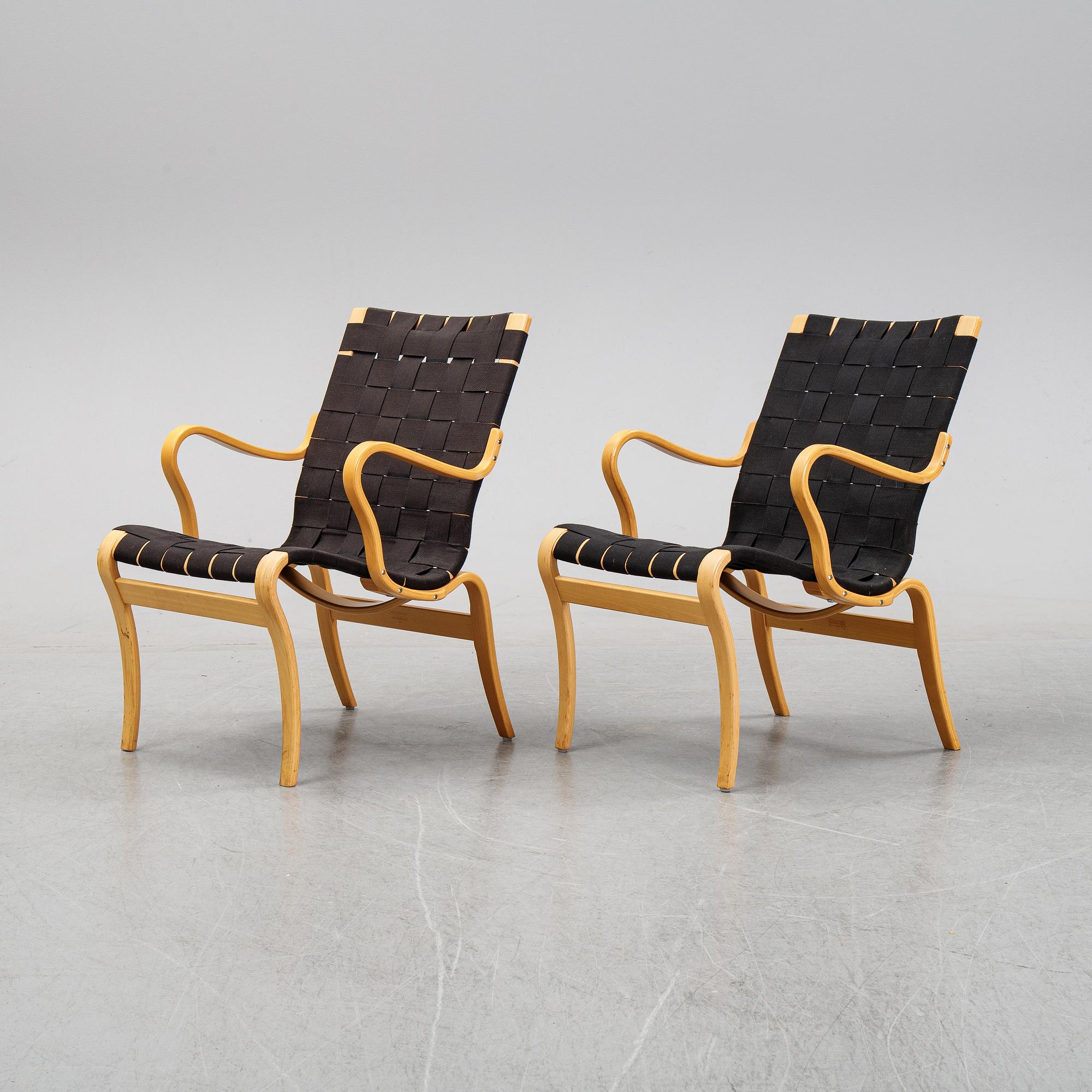 Bruno Mathsson, a pair of 'Mina' beech easy chairs, Bruno Mathsson International, Värnamo, 1995-96.
