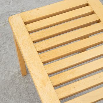 Alvar Aalto, Bänk, modell 153A, Artek, Finland.