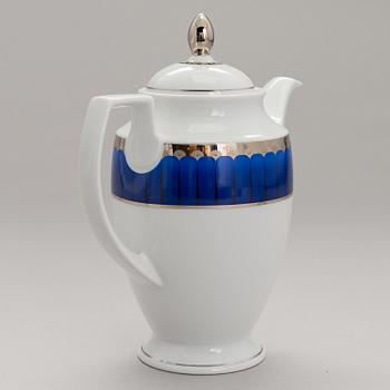 SIGVARD BERNADOTTE, RUOKA-ASTIASTO, 76 osaa, posliinia, "Christineholm".