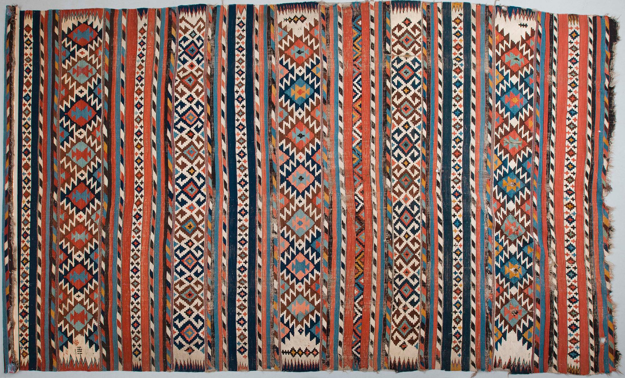 MATTA, Kelim, 310 x 174 cm.