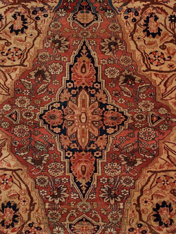 A CARPET, an antique/semi-antique Kashan so called Motachem, ca 333,5-354 x 218-243 cm.