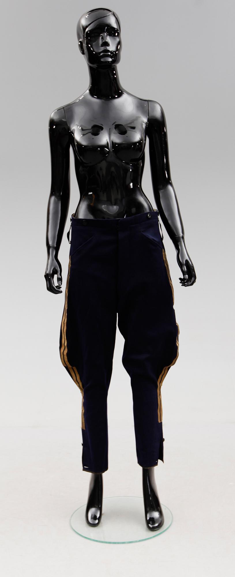 UNIFORMSBYXOR, 3 st, Sverige, 1900-tal.