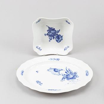 Royal Copenhagen, a 'Blå Blomst' porcelaine service (65 pieces).