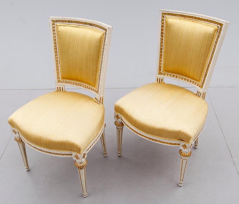 STOLAR, 1 par, sengustavianska, av Johan Hammarström (mästare i Stockholm 1794-1812).