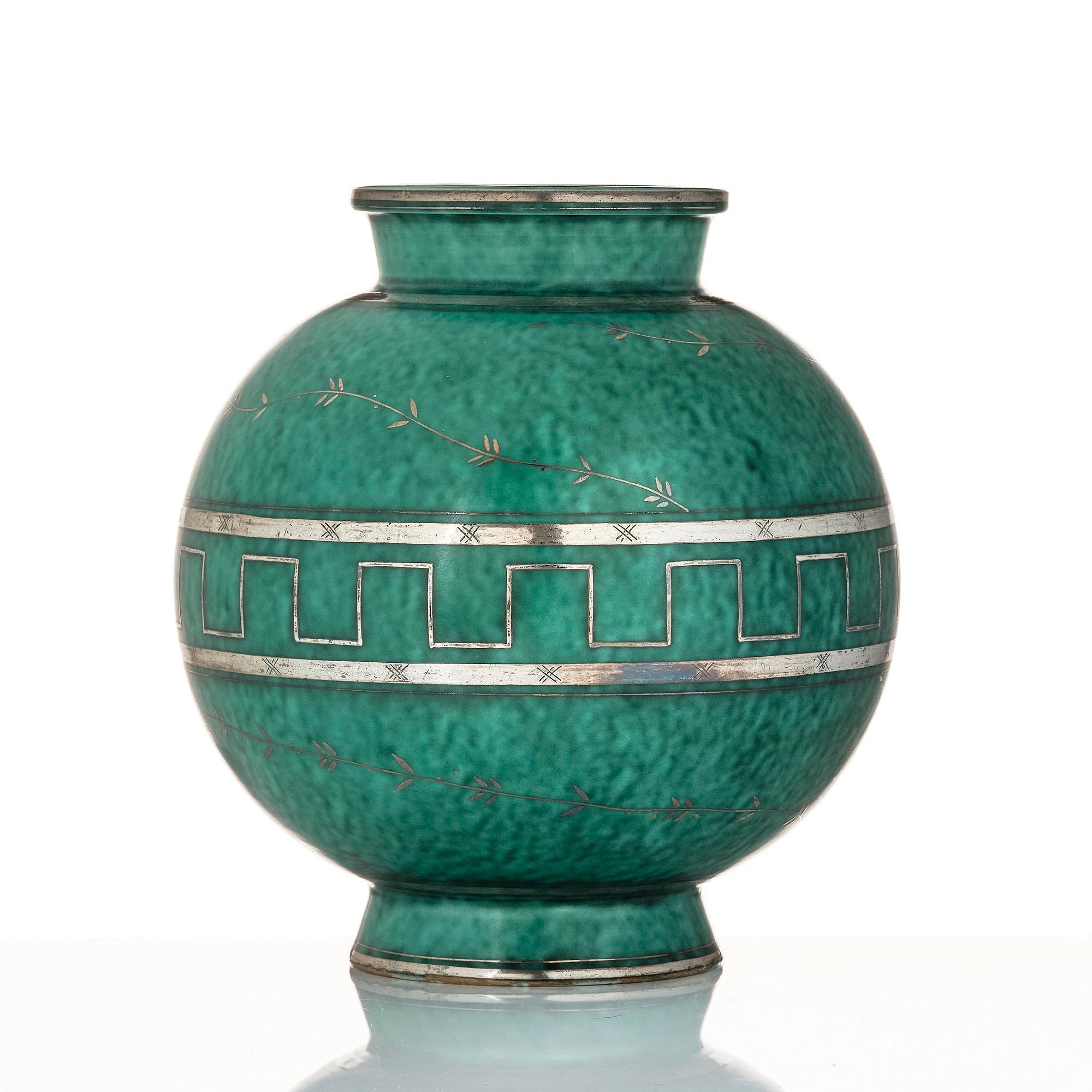 Wilhelm Kåge, an Argenta ceramic vase, Gustavsberg 1935.