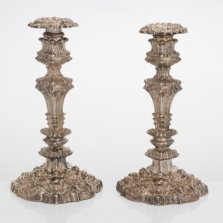 A pair of George IV sterling silver candlesticks, Fenton, Allanson & Machon (James Fenton & Co), Sheffield 1824,