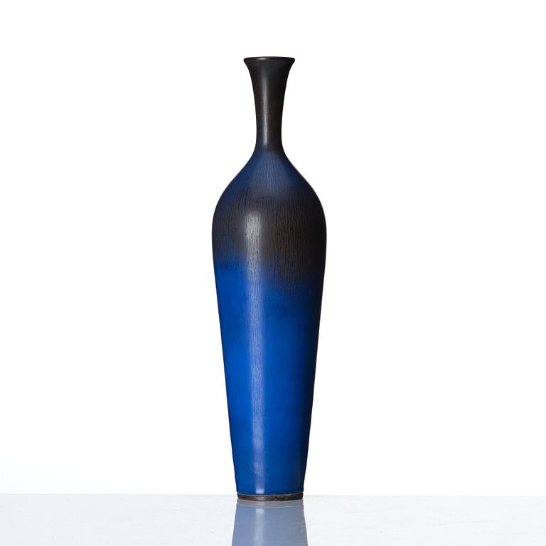 Berndt Friberg, a stoneware vase, Gustavsberg studio, Sweden 1954.