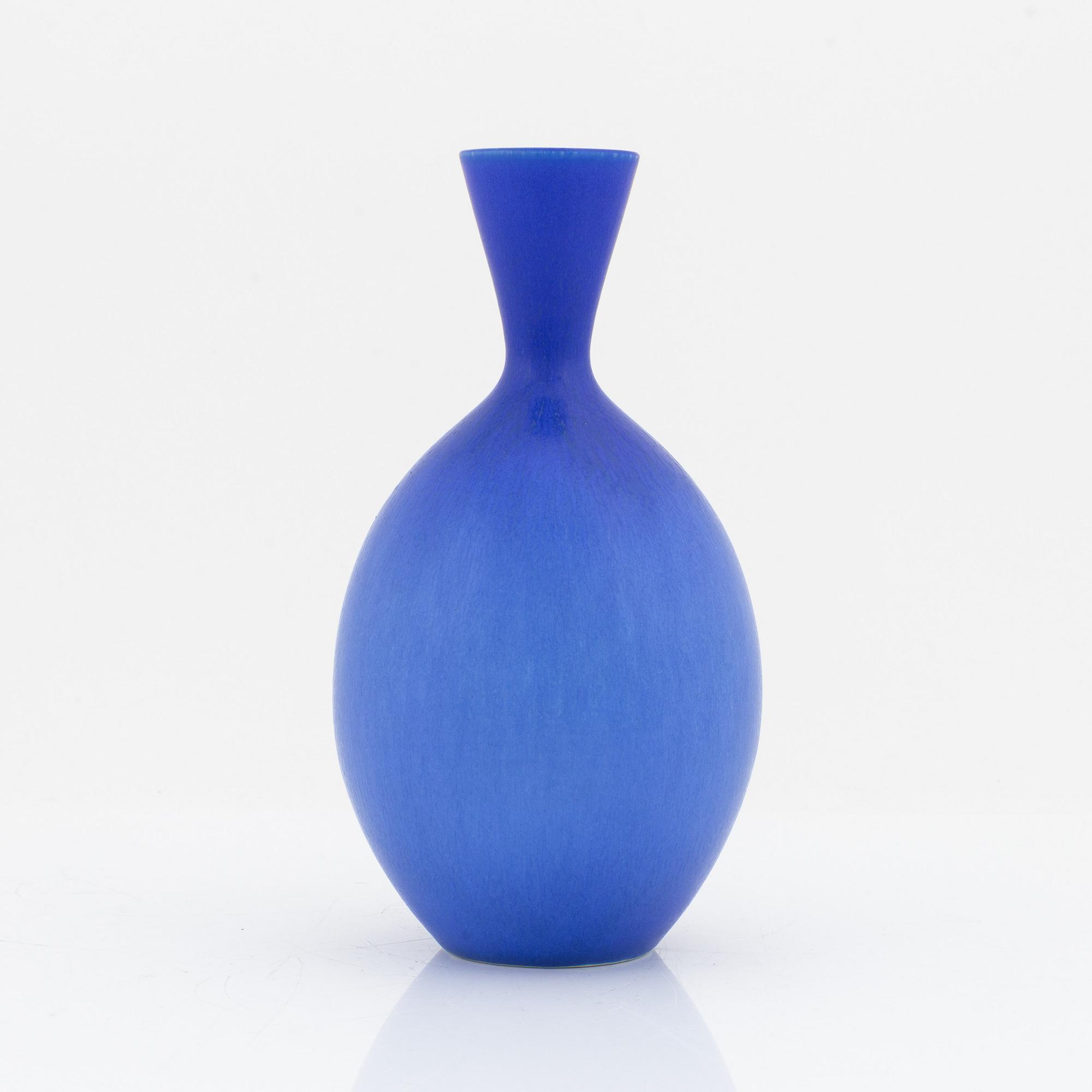 Sven Wejsfelt, a stoneware vase, Gustavsberg studio, Sweden 1988.