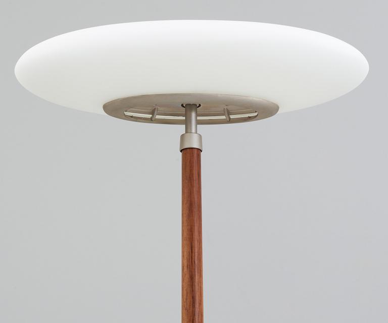 GOLVLAMPA, Arteluce, Italy. 1900-talets slut.