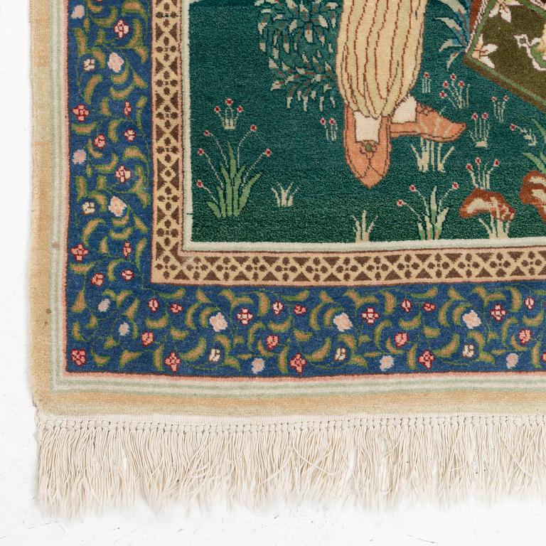Rug, likely Tabriz, circa 146 x 104 cm.