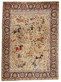 345. A CARPET, a semi-antique Tabriz figural, ca 327-333,5 x 236,5-240 cm.