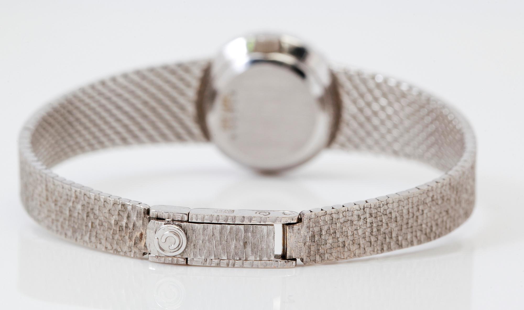 ARMBANDSUR, 18K vitguld och diamanter, Certina. Total vikt inklusive urhus ca 33 g.